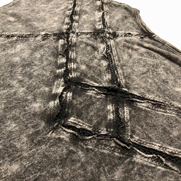 Crash & Burn Women’s Black S/S Graphic T-shirt with Rhinestone Studded Cross - M - Picture 10 of 17